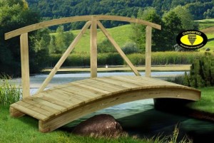 drveni-most-vrt-vocnjak-slika-14987708